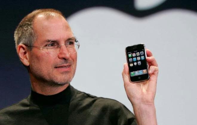 Steve Jobs no lançamento do iPhone em 2007